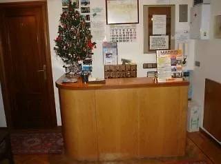 Hispano Gran Via Guest house 2*