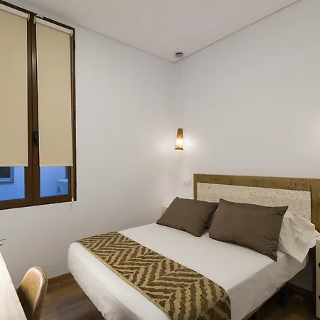 Guest house The Bridge Huertas *