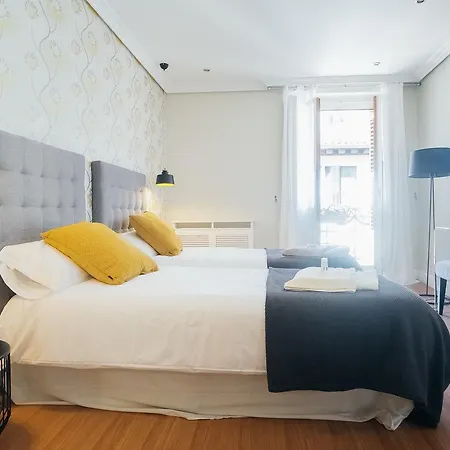 Heima Puerta Del Sol - Plaza Santa Ana Apartment