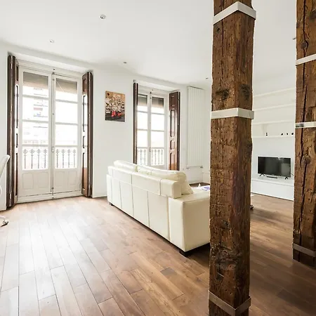 Apartment Felipe Ii City Center
