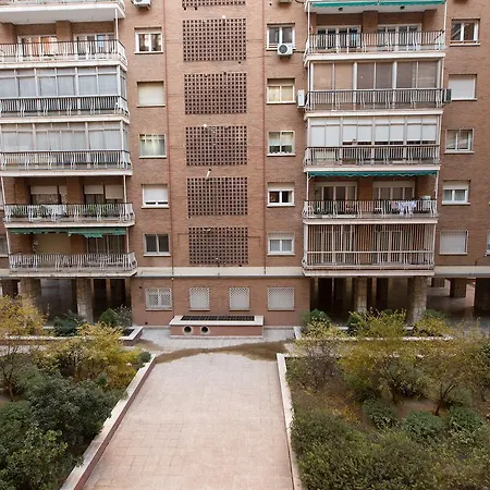 Lujoso Chamberi Apartment Madrid