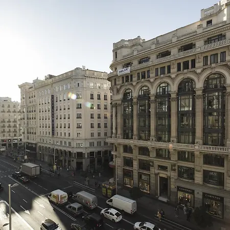 Petit Palace Triball Madrid