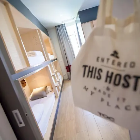 Toc Hostel