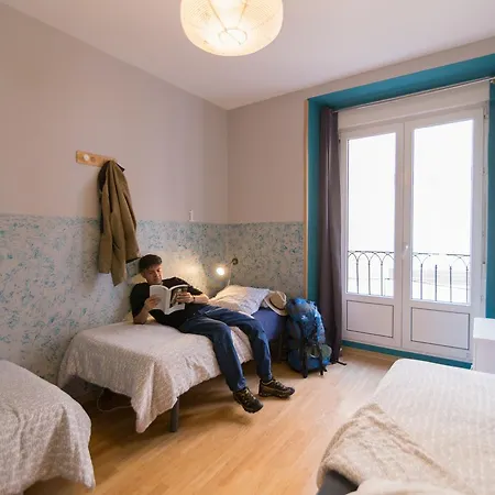 Onefam Sungate Hostel Madrid