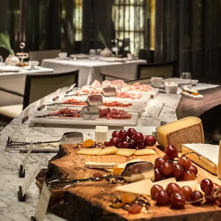 Hotel Urban, A Small Luxury Of The World 5*