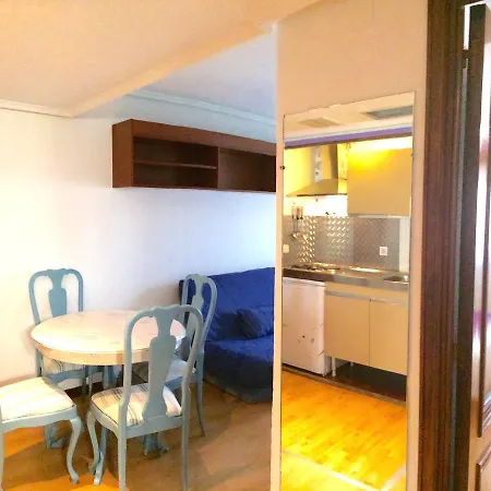 Apartamento Atenea Apartment *