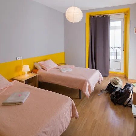 Onefam Sungate Hostel *