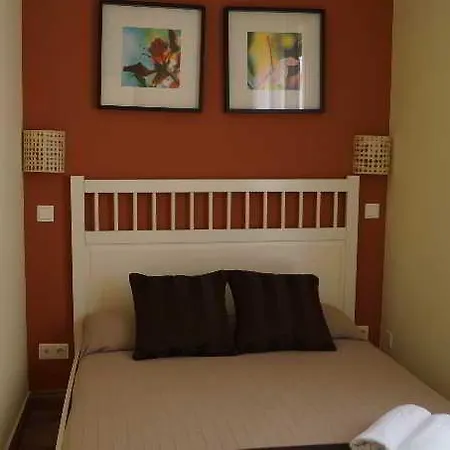 Tirso De Molina Apartment *