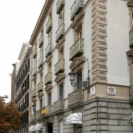Escala Opera Guest house