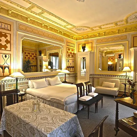 Escala Opera Guest house