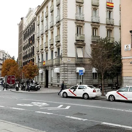 Escala Opera Guest house Madrid