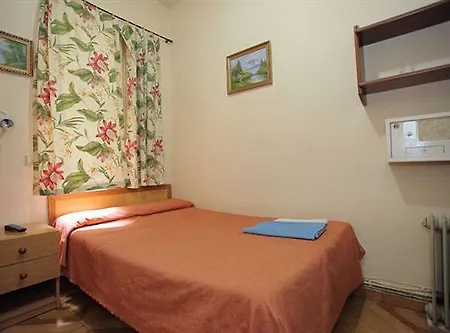 Fuentesol Guest house 2*