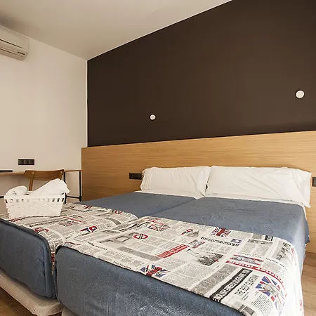 Guest house Cc Malasana 3*