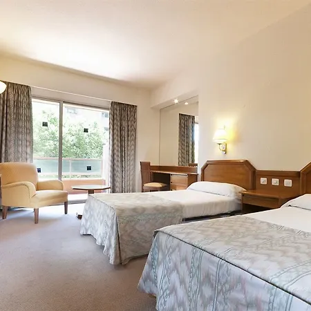 Hotel Senator Barajas 4*