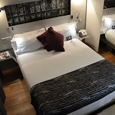 Petit Palace Plaza Mayor 4* Madri