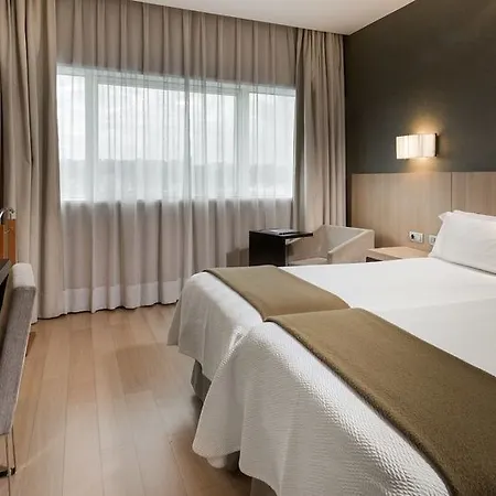 Hotel Nh Ribera Del Manzanares 4*