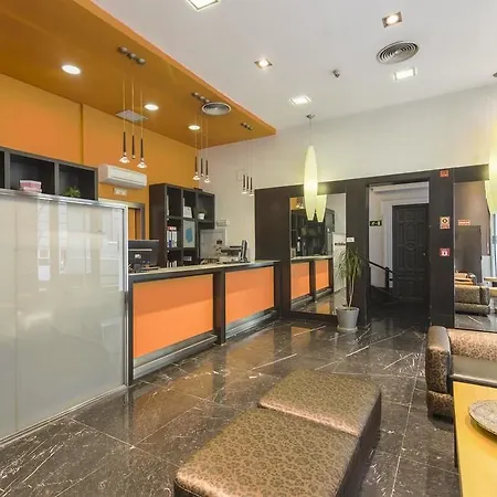 丘埃卡小宫殿酒店