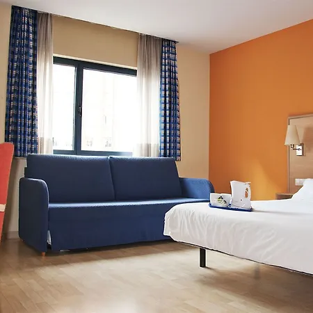 Travelodge Torrelaguna 3* Madryt