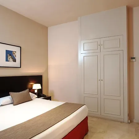Exe 33 Hotel 3*