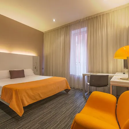 Icon Embassy Hotel 4*