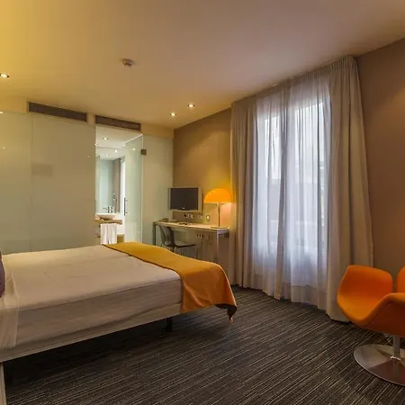 Icon Embassy Madri