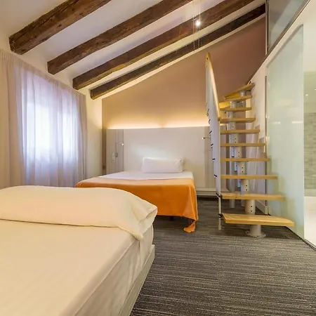 Hotel Icon Embassy Madri