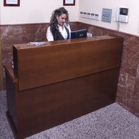 Conchita Legazpi Guest house Madrid