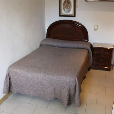 Conchita Legazpi Guest house *