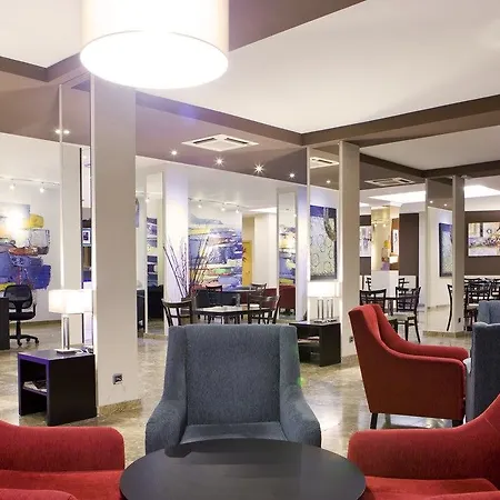 Hotel Puerta De Toledo 3*