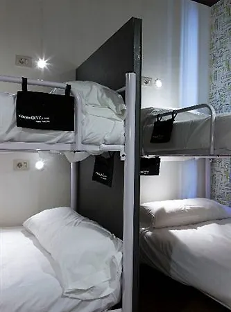 Room00 Ventura Ostello