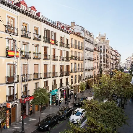 Puerta Del Sol Center Apartment *