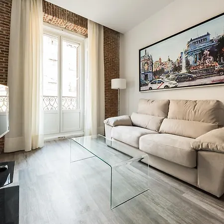 Puerta Del Sol Center Apartment