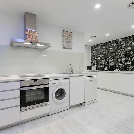 Apartment Bookinmadrid Com - Cascorro Sq 18 Pax *