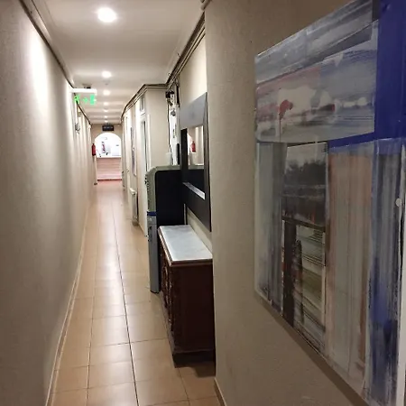Jqc Guest house