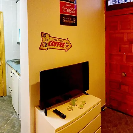 Apartamento 4 Days Alberto Aguilera 3 *