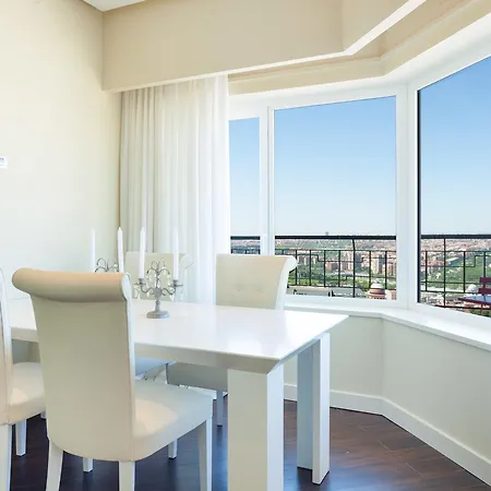 Club Torre De Apartment *