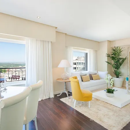 Club Torre De Apartment *