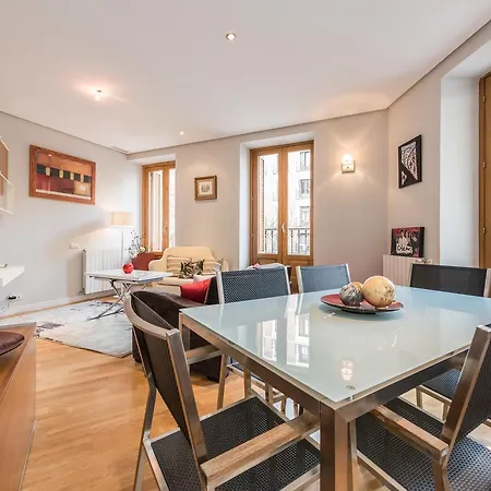 - Alcala 88 Apartment *