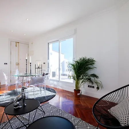 My City Felipe Ii Apartment