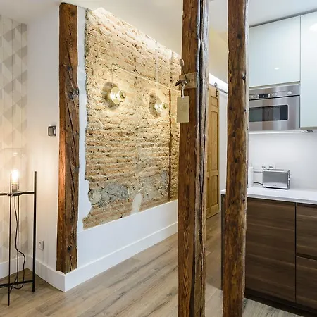 Apartment Charming Center - Madrid