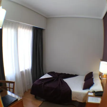 Trafalgar Otel