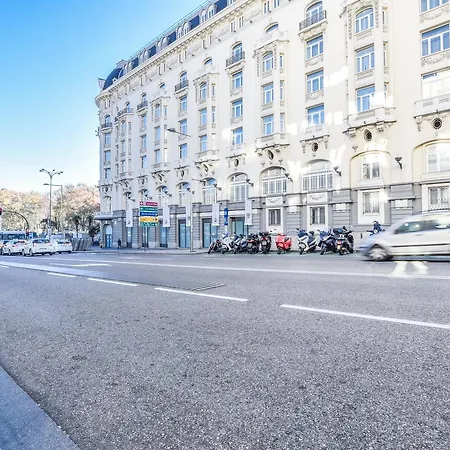 Apartment Smart Plaza De Las Cortes