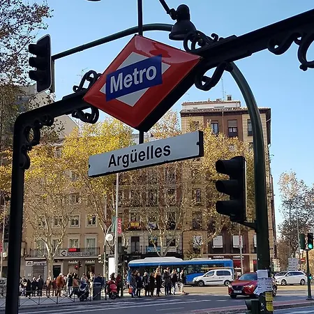 Apartment Argueelles *