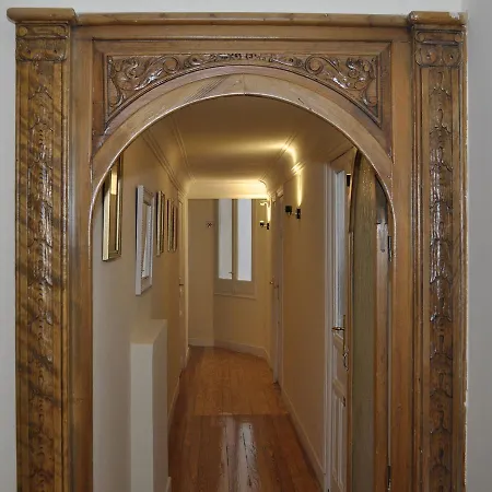 Grand Via House