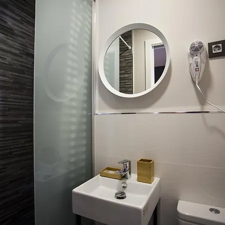 Cc Atocha Guest house Madrid