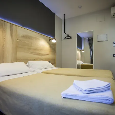 Cc Atocha Guest house 3*