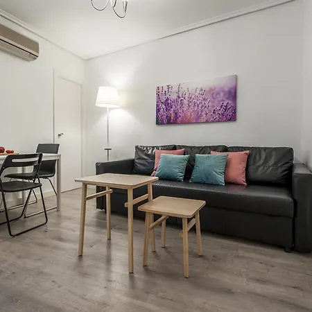 Apartment Alterhome Palacio Real Iii