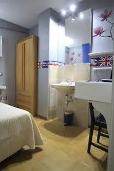 Angeles Guest house