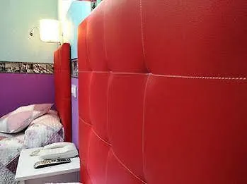 Guest house Angeles 3*