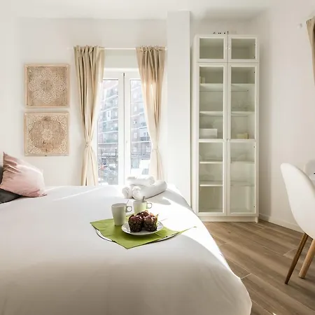 Apartment Puerta De Toledo